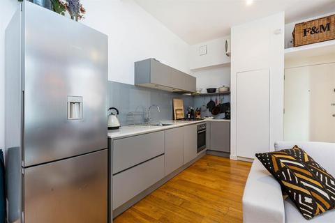 Flat 1, 4 Minerva Street, London, E2 9EH