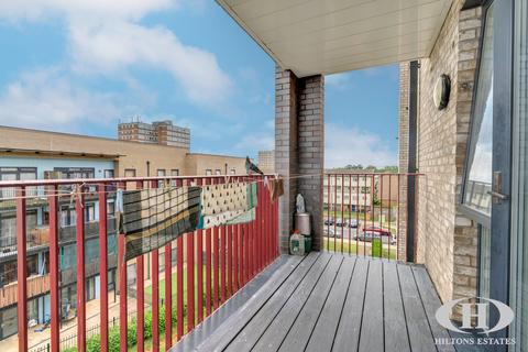 2 bedroom apartment for sale, Fleming Road, Southall
