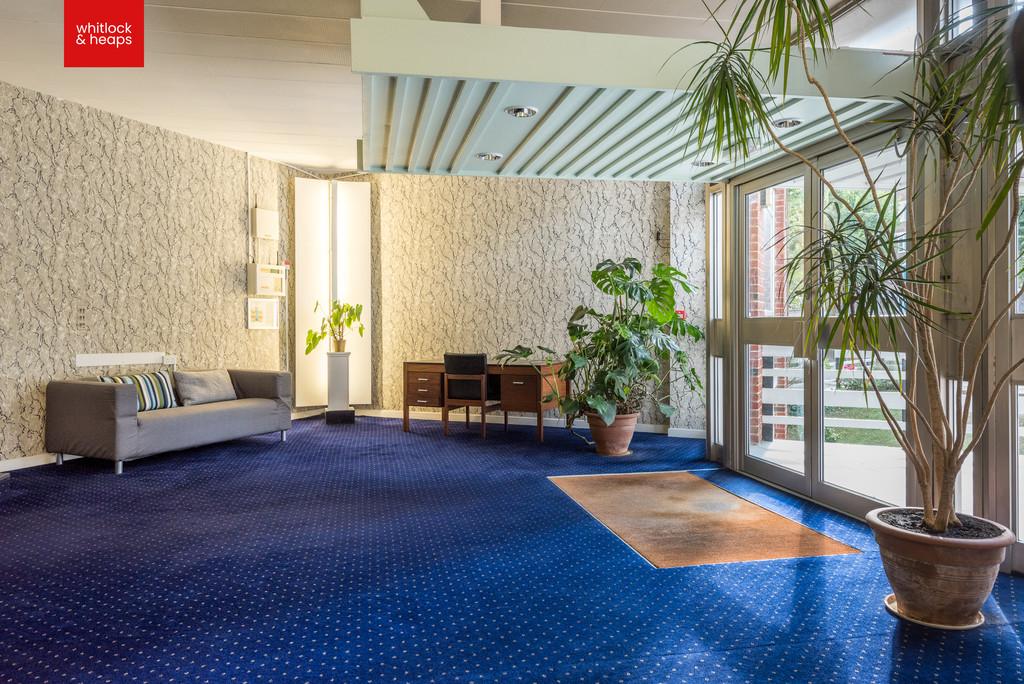 Lobby 2