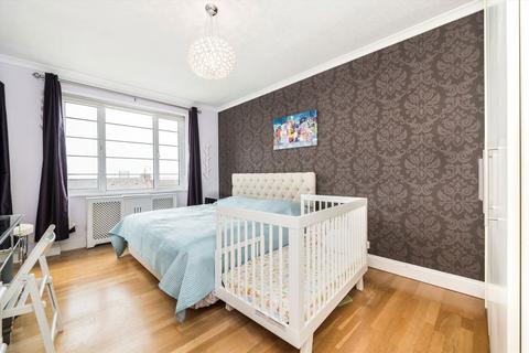 undefined, Finchley Road, London NW3