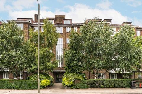 Finchley Road, London NW3