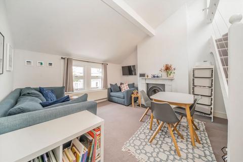 2 bedroom flat for sale, Fordwych Road, London NW2