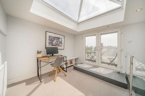2 bedroom flat for sale, Fordwych Road, London NW2