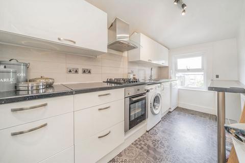 2 bedroom flat for sale, Fordwych Road, London NW2