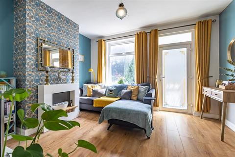 undefined, Woodfield Terrace, Thornwood