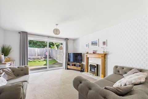 8 Baldwin Gardens, Stourport-on-severn, DY13 9GX