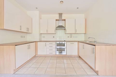 2 bedroom flat to rent, Lockhart Road, WD17, Watford, WD17