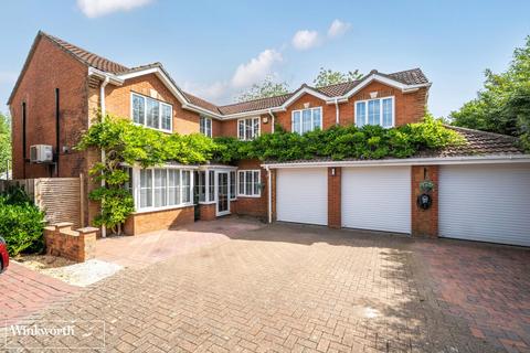 38 Meadowridge, Hatch Warren, Basingstoke, RG22 4QH