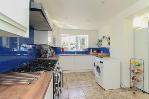 4 bedroom semi-detached house for sale, George V Avenue, Margate, CT9