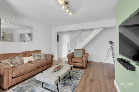 136 Brownside Road, Burnley, BB10 3JP