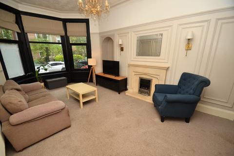 1 bedroom flat for sale, Edgemont Street, Shawlands, Glasgow, G41 3EH