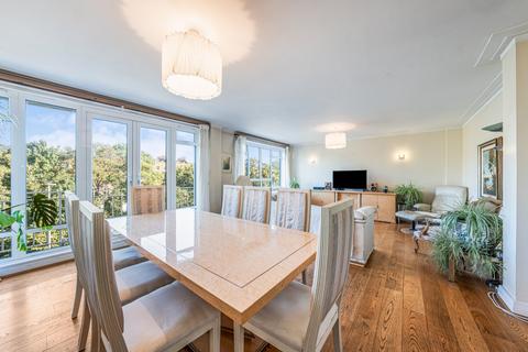 3 bedroom flat for sale, Kenbrook House, Kensington High Street, London