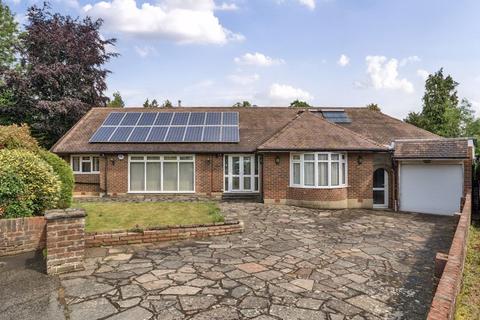 5 Chertsey Close, Kenley, CR8 5LN