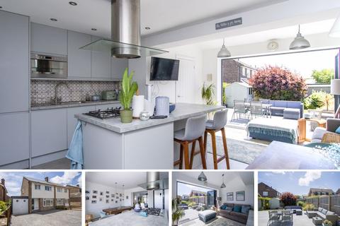 3 bedroom semi-detached house for sale, Wordsworth Avenue, Penarth