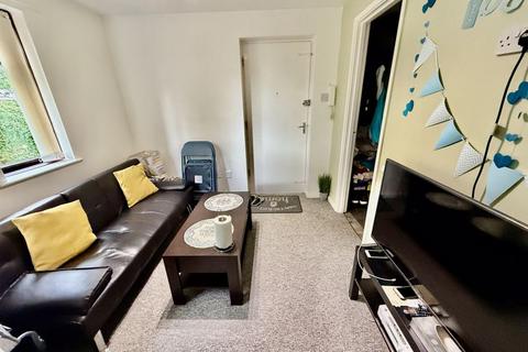 Studio for sale, Swan Gardens, Birmingham, B23 6QQ
