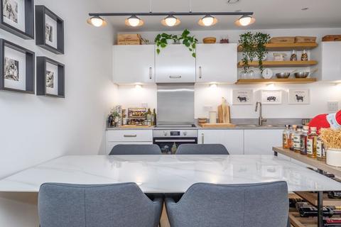 1 bedroom apartment for sale, Spitfire Chase, Walton-On-Thames