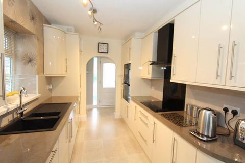 61 Gloucester Road, Middleton, Manchester, M24 1HT