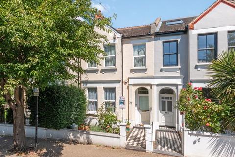 4 bedroom terraced house for sale, Rowfant Road, Balham, London SW17 7AP