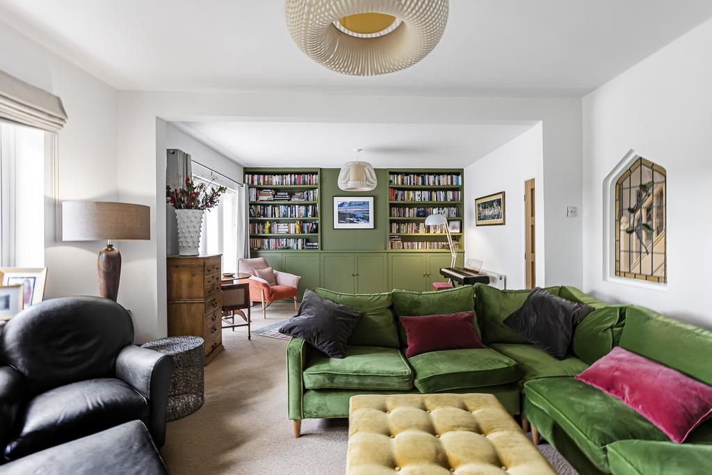 Livingroom2