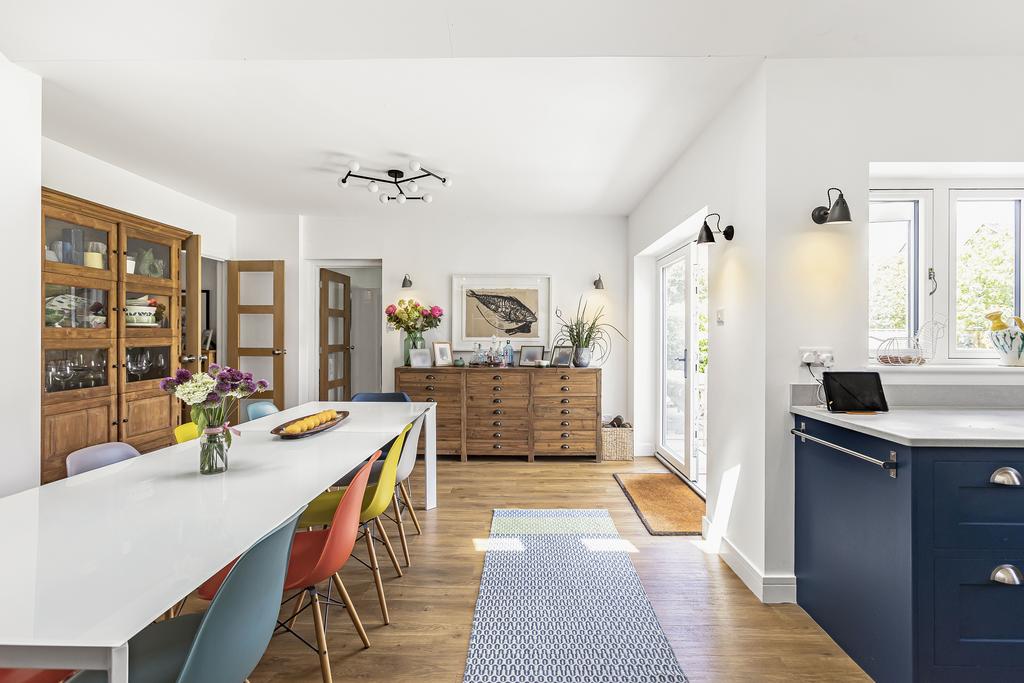 Kitchendiner2