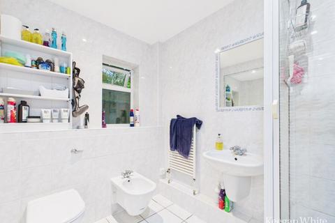 undefined, Maybrook Gardens - Four Double Bedrooms - No Chain