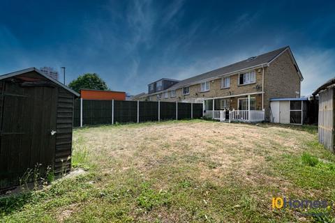 4 bedroom semi-detached house for sale, Staffordshire Street, London