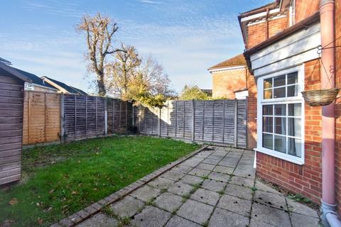 undefined, Woodville Rise, Basingstoke RG24