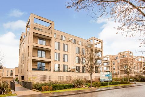 2 bedroom apartment to rent, Seekings Close, Trumpington, CB2