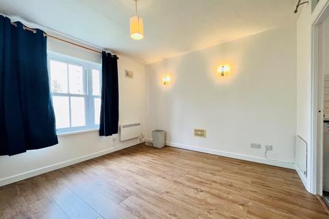 1 bedroom apartment to rent, Maple Court, Croydon
