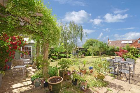 undefined, Shelmerdine Gardens