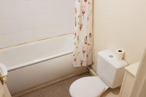1 bedroom apartment to rent, Broadlands Road, SO17