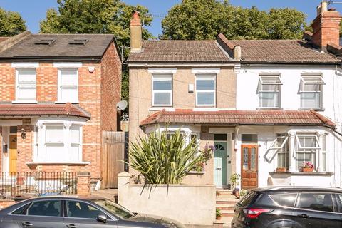 3 bedroom end of terrace house for sale, Churchill Road, South Croydon