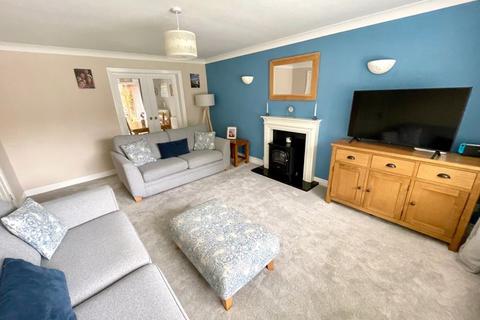 Haylaur Regent Street, Llangollen, LL20 8HS