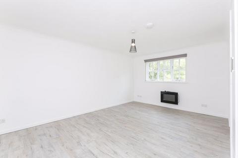 undefined, Braemar Avenue, South Croydon