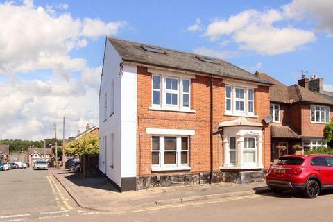undefined, Queen Street, Tring