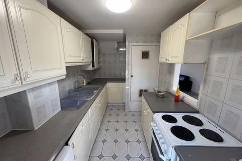 8 Vineries Close, Sipson, West Drayton, UB7 0JH