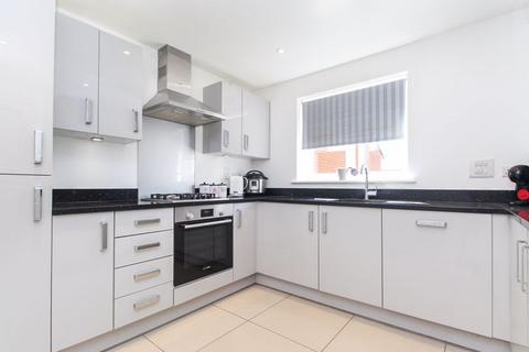 undefined, Lacewing Drive, Bedford MK40
