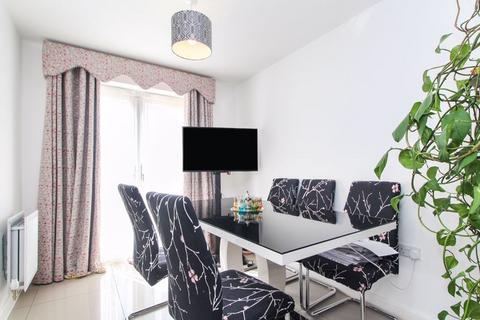 undefined, Lacewing Drive, Bedford MK40