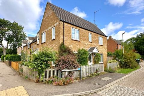1, Walsingham Close, Banbury OX15
