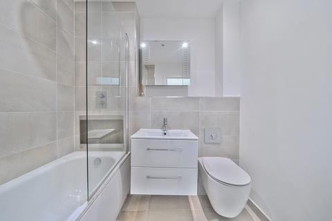 2 bedroom flat for sale, Royal Crescent Road, Southampton SO14