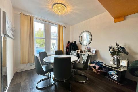 3 bedroom terraced house for sale, Ruskin Road, Kingsthorpe, Northampton NN2
