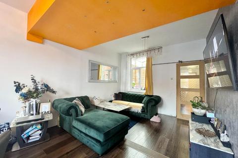 3 bedroom terraced house for sale, Ruskin Road, Kingsthorpe, Northampton NN2