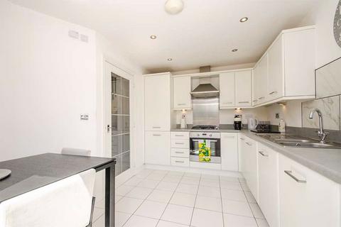 9 Murcott End, Burntwood, WS7 3RE