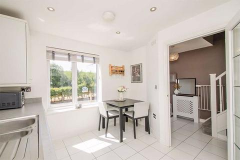 9 Murcott End, Burntwood, WS7 3RE