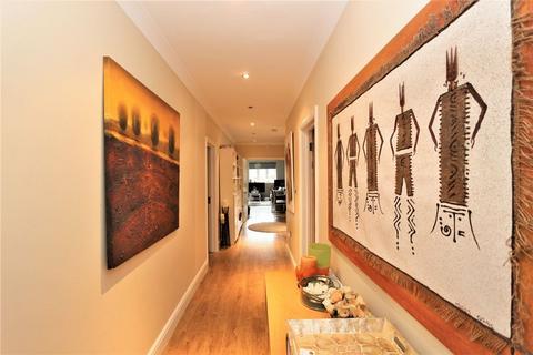 4 bedroom detached house for sale, Bournebridge Lane RM4