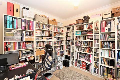Brookside Bournebridge Lane, Stapleford Abbotts, Romford, RM4 1LT