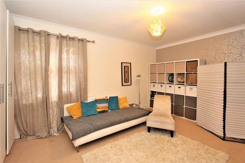 Brookside Bournebridge Lane, Stapleford Abbotts, Romford, RM4 1LT