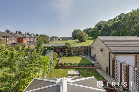 3 bedroom detached house for sale, Horton Street, Heckmondwike, WF16