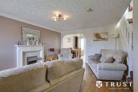 3 bedroom detached house for sale, Horton Street, Heckmondwike, WF16