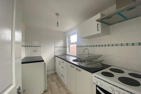 1 bedroom in a house share to rent, Waddon Park Avenue, Croydon, CR0